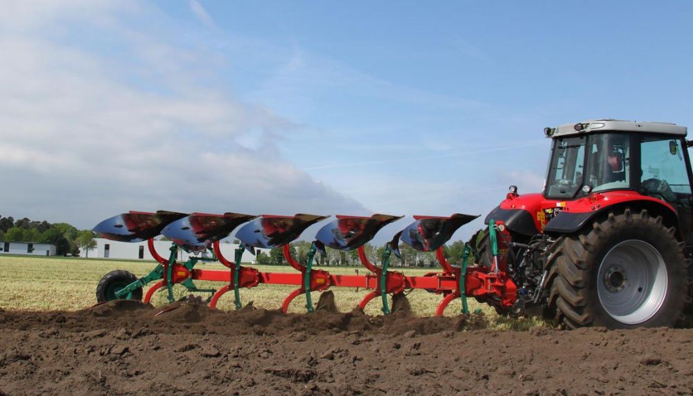 Key Features of Reversible MB Ploughs for Efficient Farming